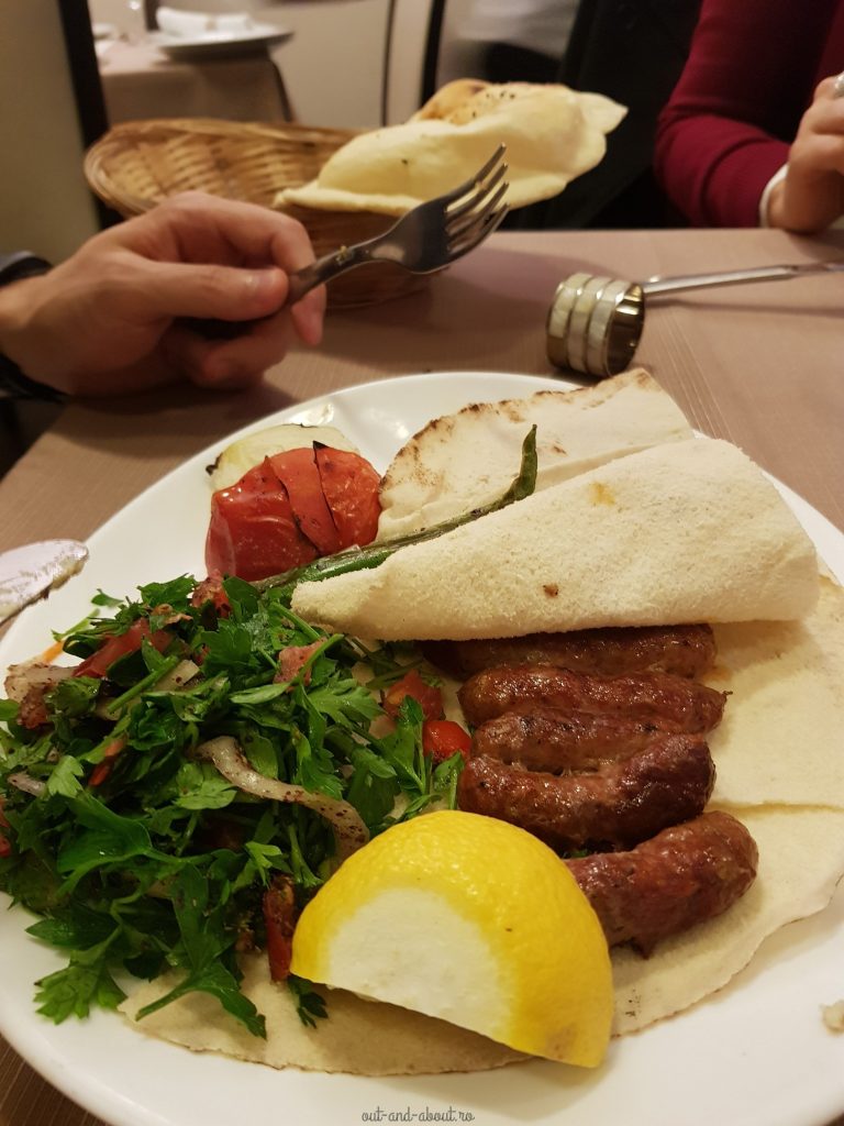 macanek la gratar restaurant tulin