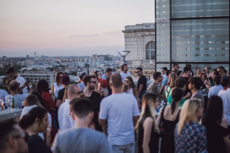 evenimente weekend 4-6 sept
Rooftop la MNAC